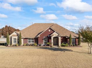 4214 Topaz Cir, Yukon, OK 73099