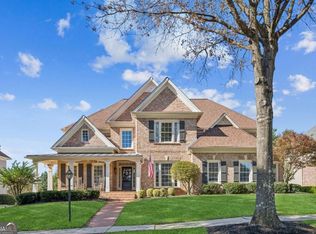 1043 Meadow Club Ct, Suwanee, GA
