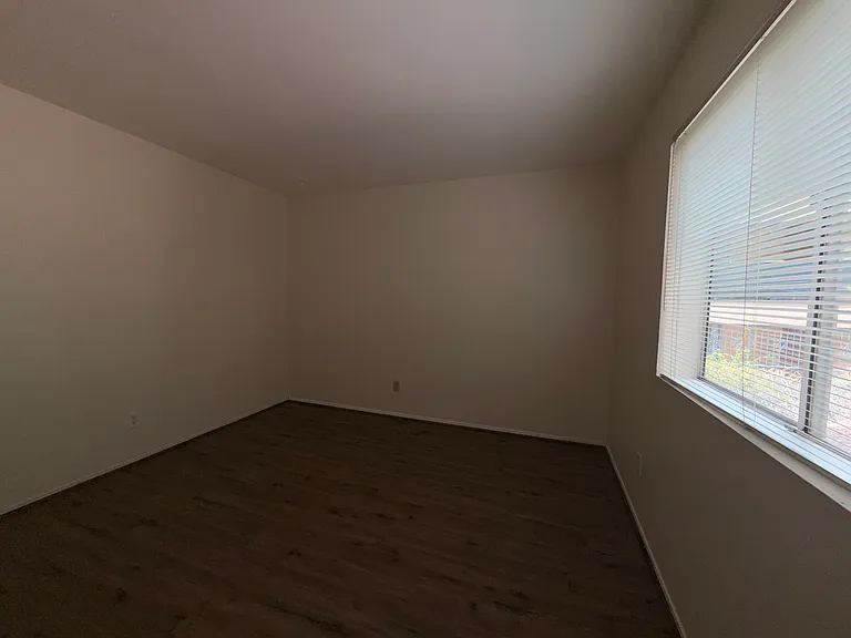 2601 W Broadway Blvd #195 — Photo 21