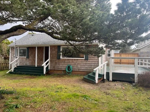 261 11th Ave, Seaside, OR 97138