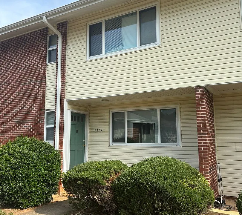 2357 Champion Ct
