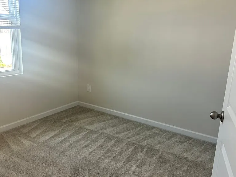 1629 Mountain Ash Ln — Photo 22