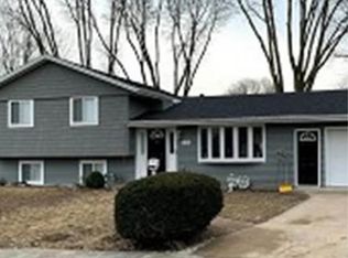 3195 1/2 Keokuk Ct #1/2, Dubuque, IA 52001