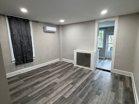 3rd image of 3010 White Ave APT B