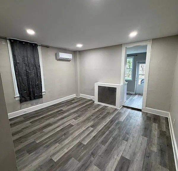 3010 White Ave #B — Photo 3