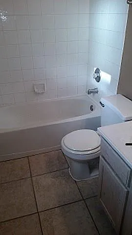 11832 Balladeer Ave — Photo 2