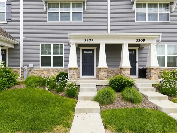 3303 Trillium Cir, Rolling Meadows, IL 60008