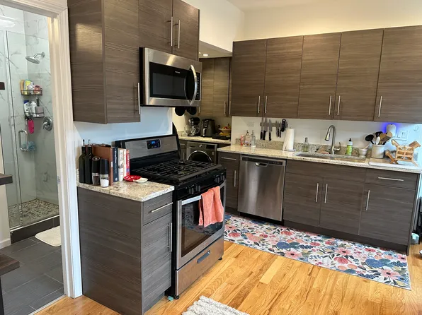 1452 N Greenview Ave APT 2R, Chicago, IL 60642