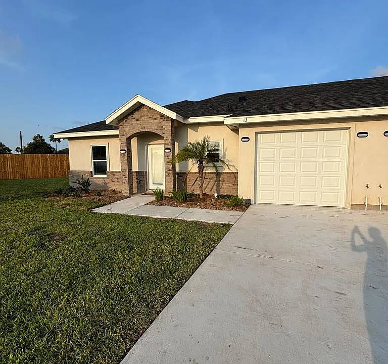 13 N Bay Hill Dr