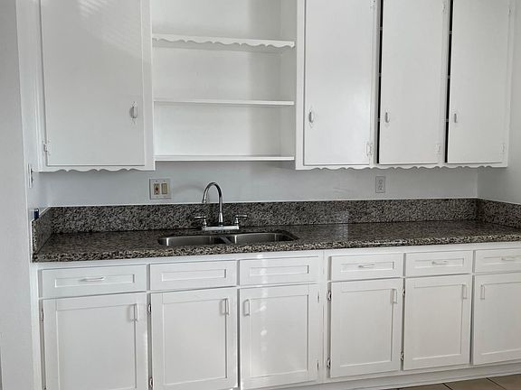 2nd image of 24702 S Avalon Blvd #3