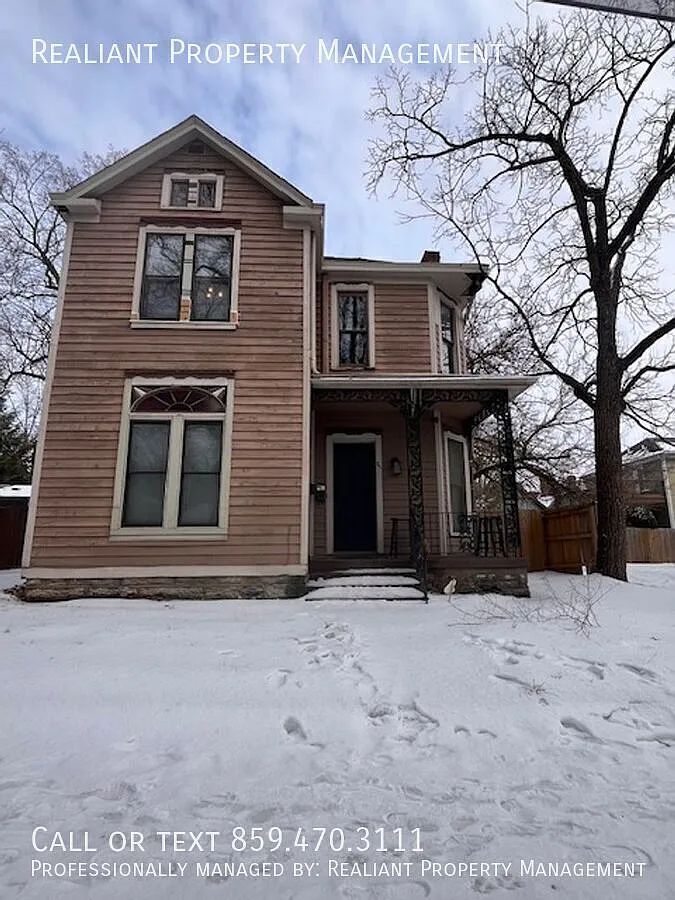 Building Photo - 711 W Maxwell St #2