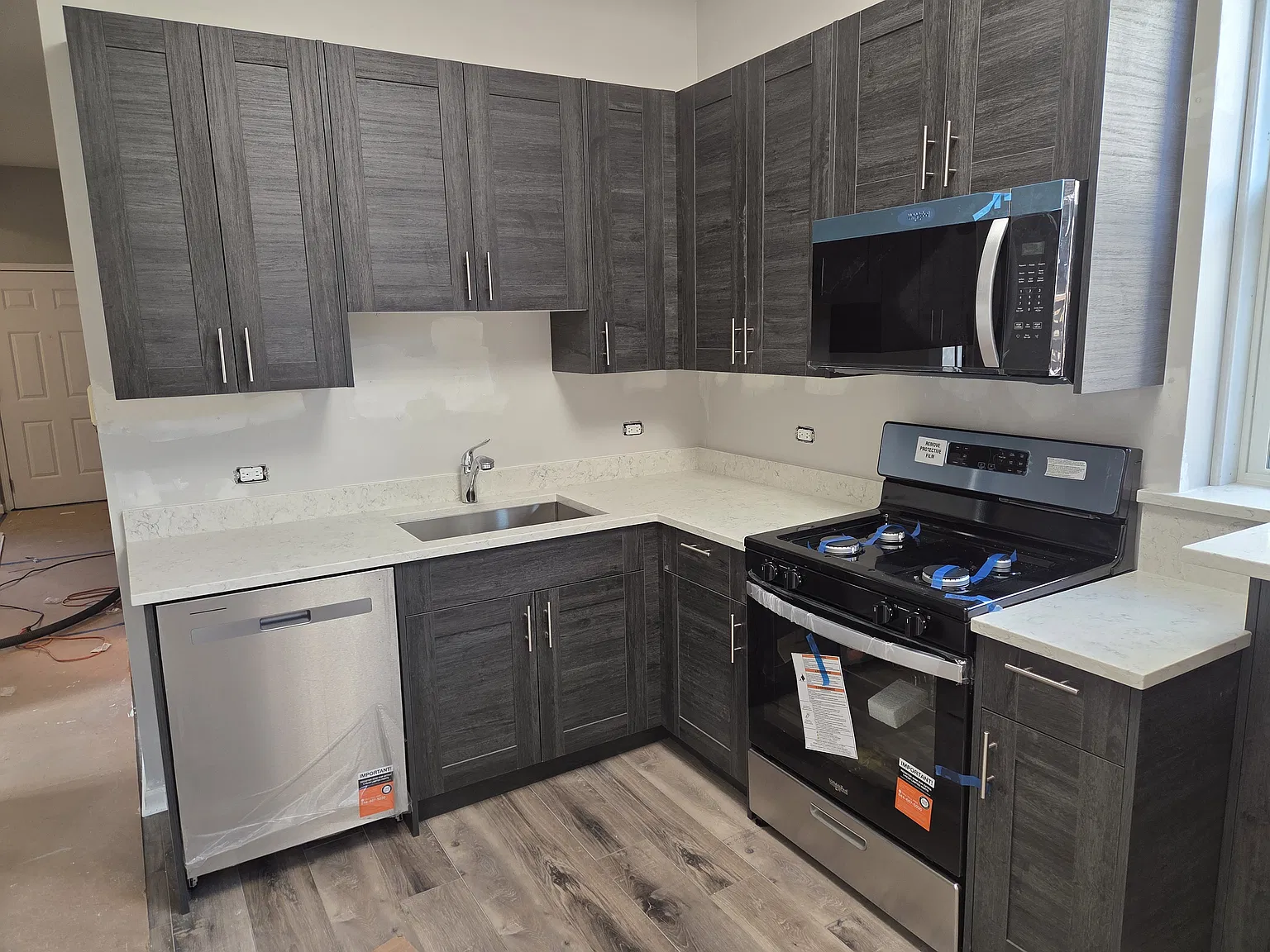 1 bed, $2,200 — Photo 2