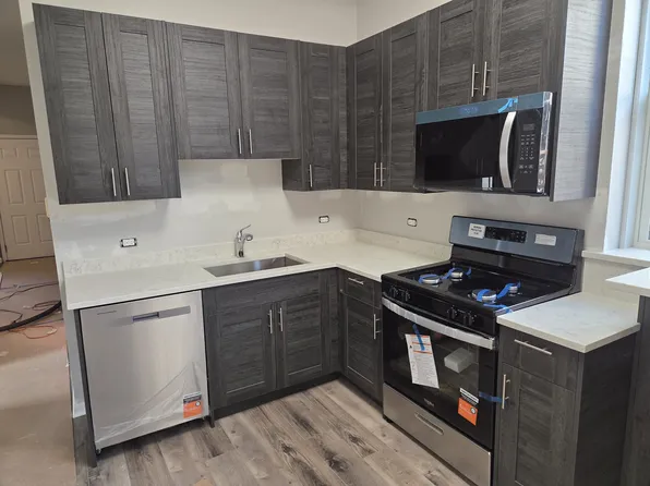 847 N Hoyne Ave APT 1R, Chicago, IL 60622
