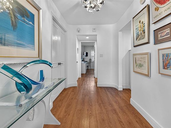 4th image of 1905 N Ocean Blvd APT 4F
