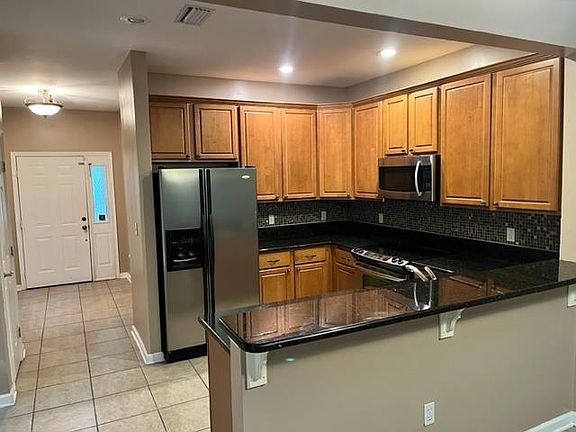 4th image of 1325 Stone Rd APT 204