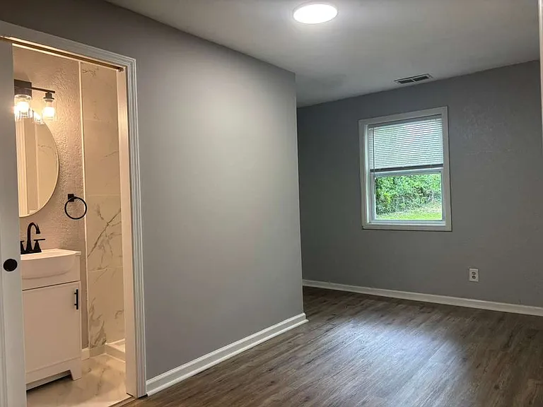 7121 Woodland Ave — Photo 8