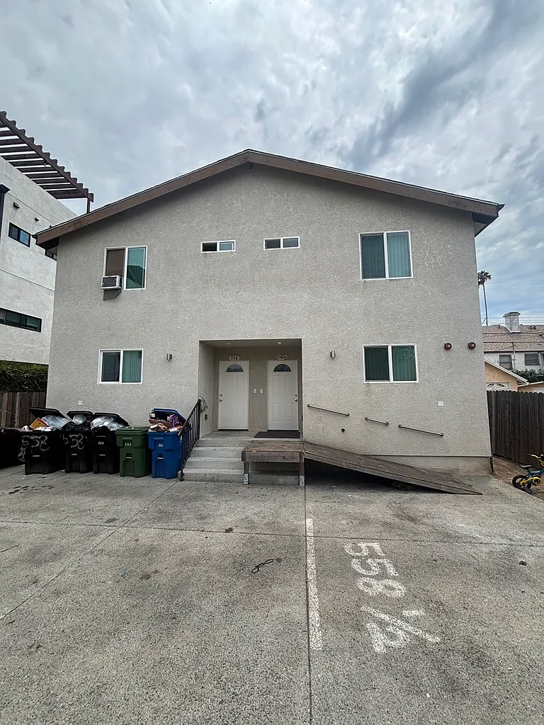 4 bed, 1452 sqft, $3,650 — Photo 1
