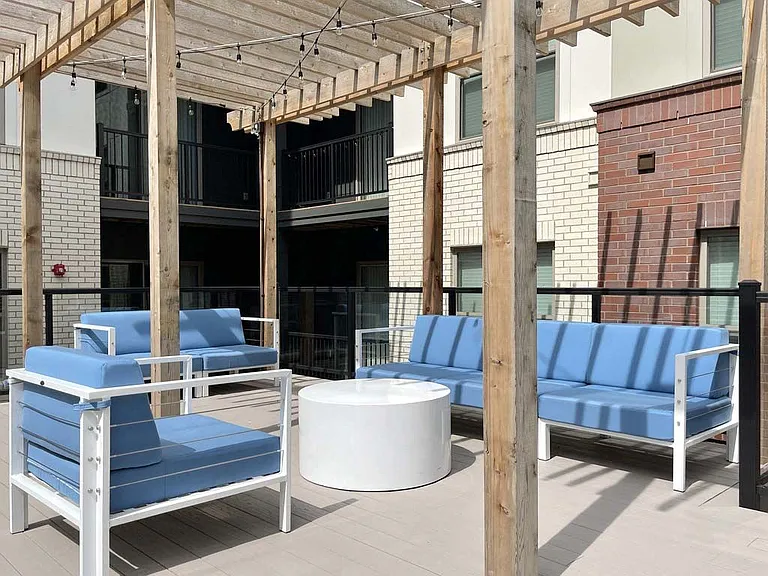 Elevate Apartments — Photo 42