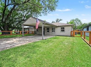 4818 27th St, Dickinson, TX 77539