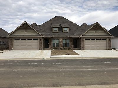 3230 Campbell Marie Drive, Unit 2,Conway, AR 72034