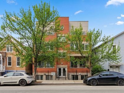 2126 W Armitage Ave APT 4, Chicago, IL, 60647