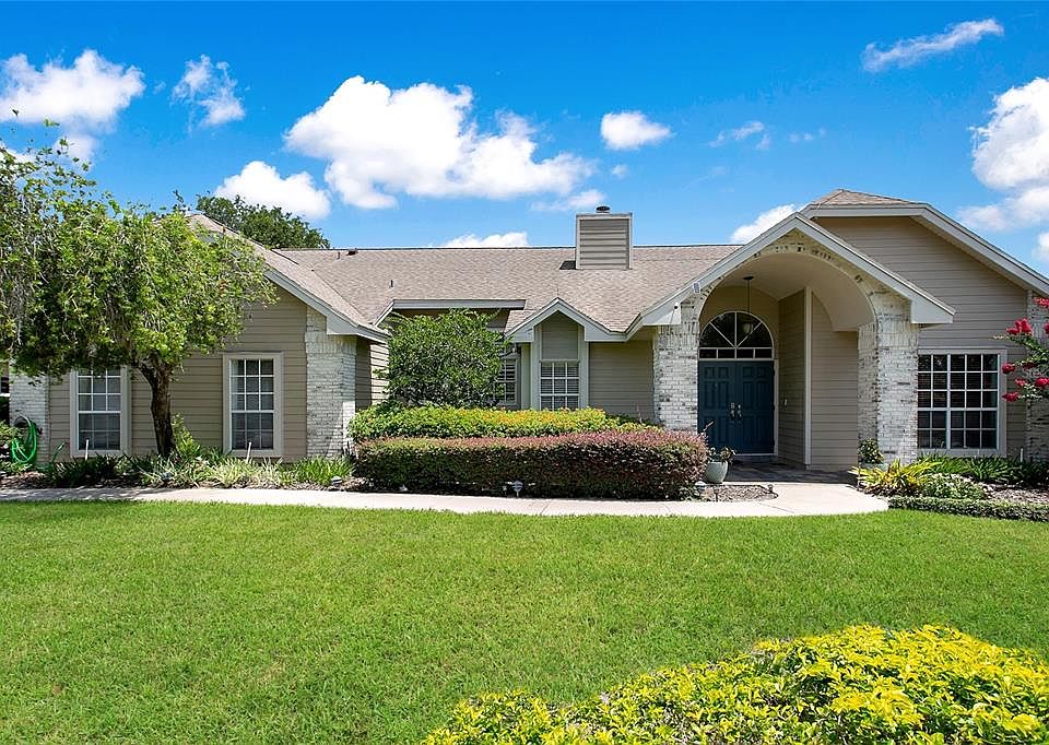 1st image of 7123 SHADY WOOD LANE
