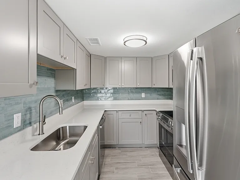 548 Plaza Seville Ct #89 — Photo 5