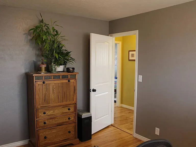 2787 S Benton St — Photo 29