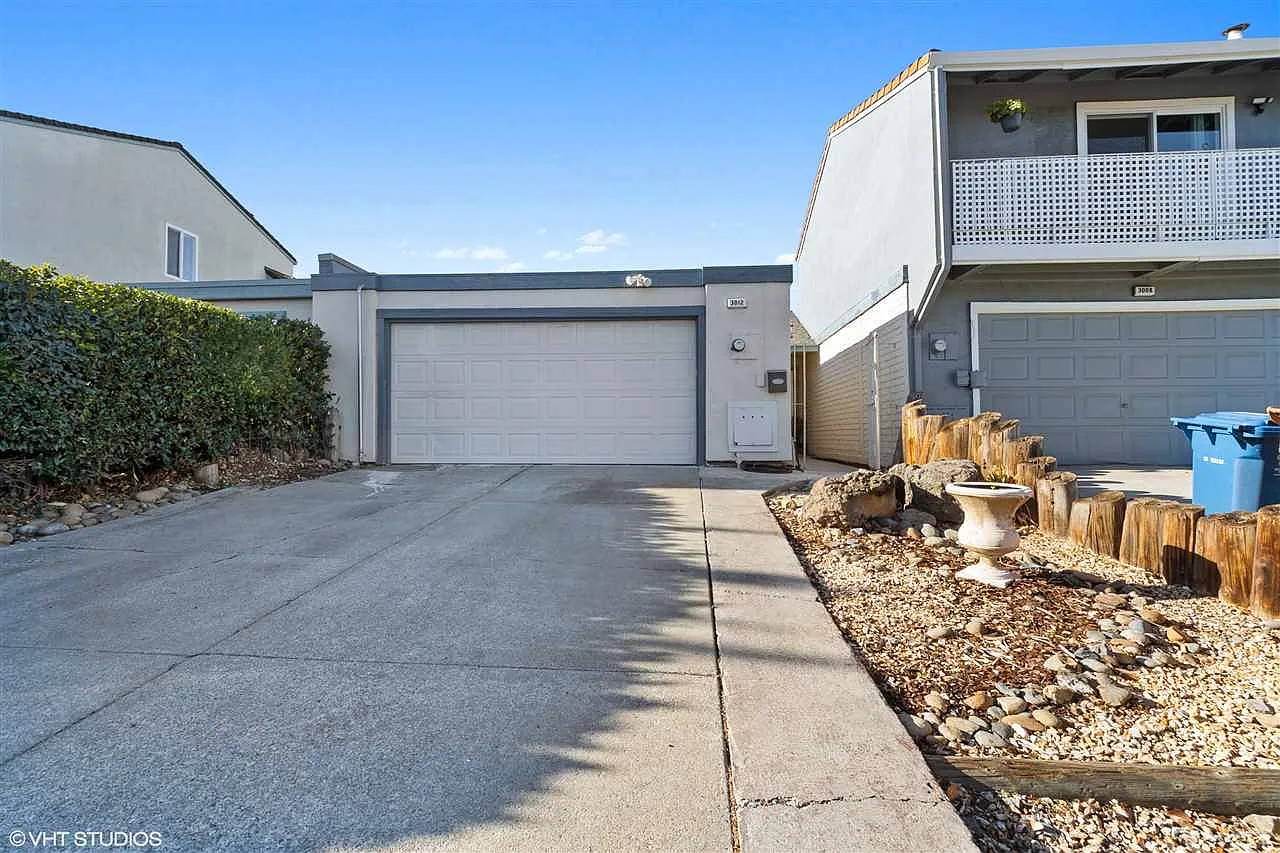 3012 S Apple Ct photo 1