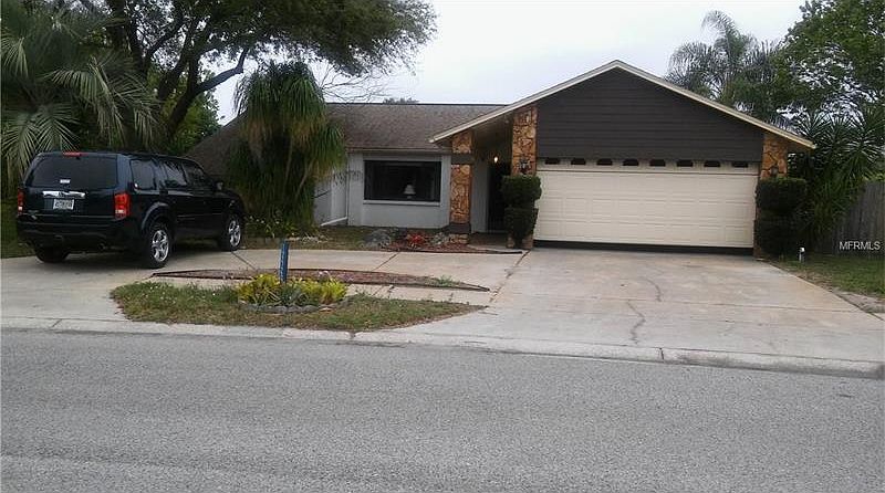 1st image of 12520 Willow Tree Ave