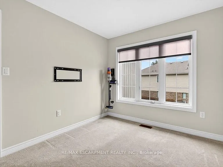 377 Glancaster Rd #16 — Photo 34