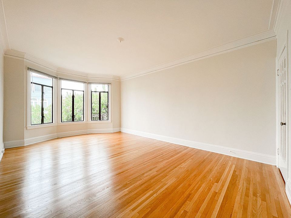 1st image of 2929 Gough St APT 6
