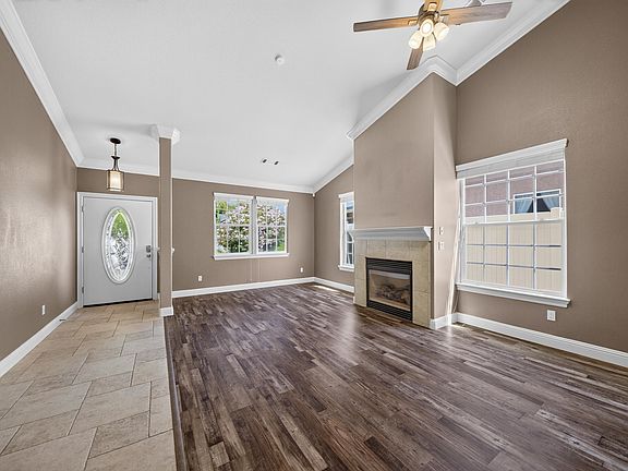 4th image of 2169 Cadjew St