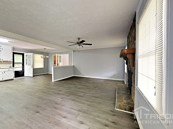 4th image of 6691 Green Acres Dr