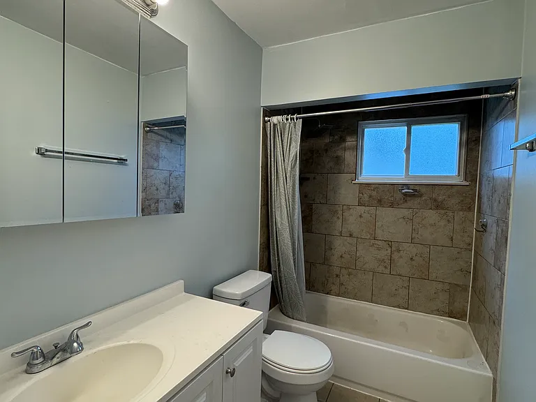 26398 Spicer St — Photo 16