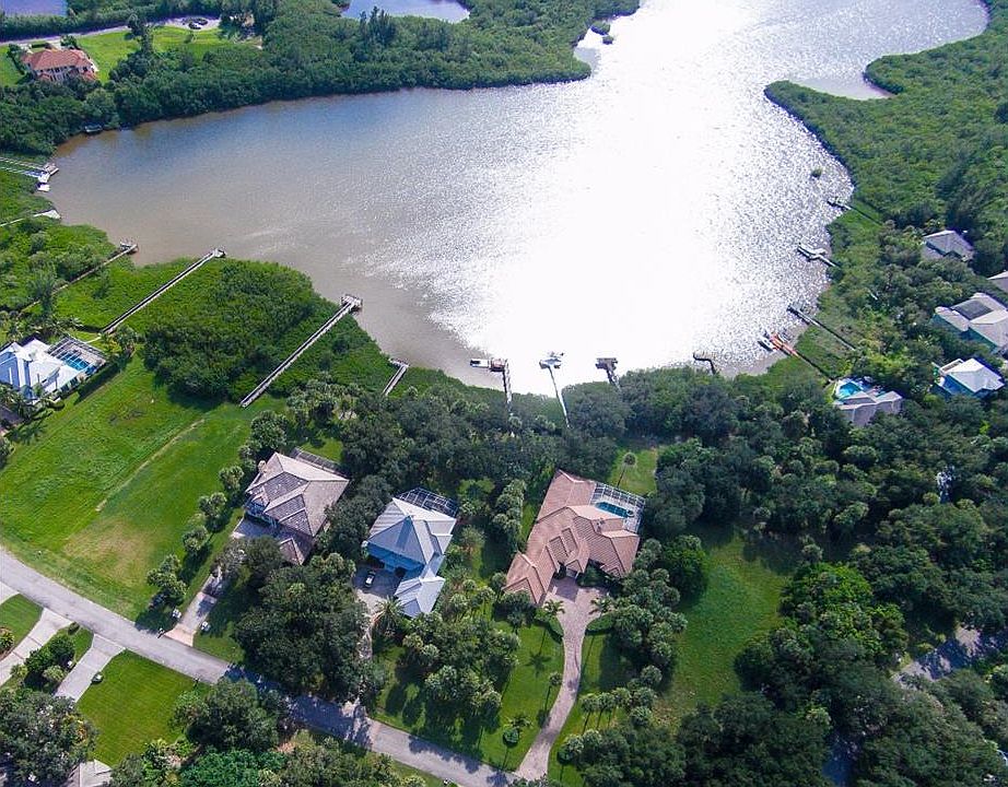 1st image of 8645 Seacrest Dr