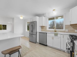 5260 W Blair Townhall Rd, Grawn, MI 49637