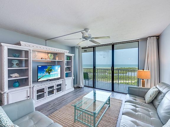 4th image of 440 Seaview Ct APT 1002