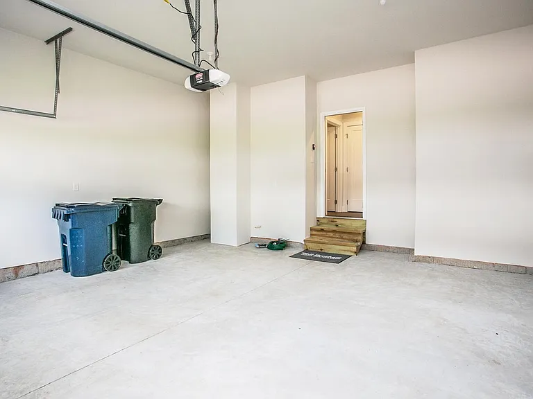 665 Levering St #665 — Photo 17