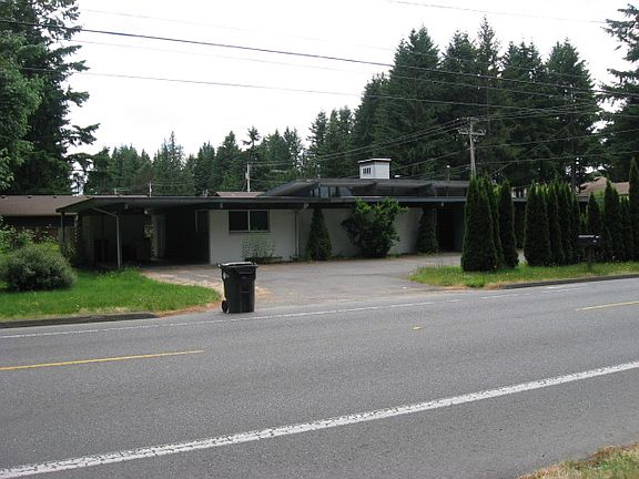 5th image of 1701 N St SE