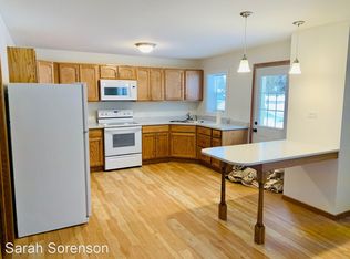 423 Commonwealth Ave APT 3, Duluth, MN 55808