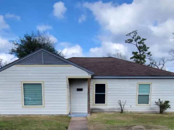 3841 Wentworth St, Houston, TX 77004