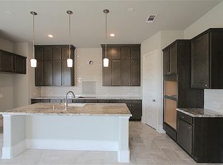 426 Yegua St, Webster, TX 77598