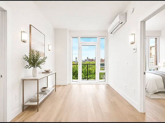 3rd image of 56 Winthrop St #4BB