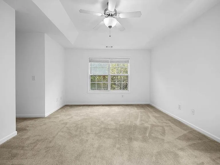2677 Cedar Dr — Photo 18