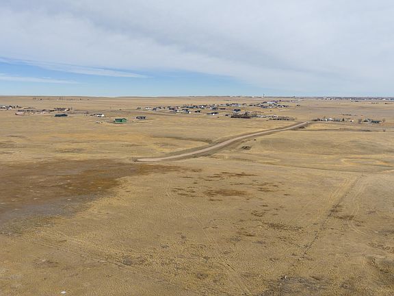 5th image of 5 SW Ell Cir