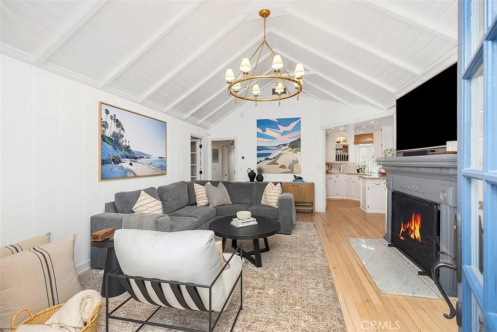 2 bed, 1400 sqft, $9,500 — Photo 4