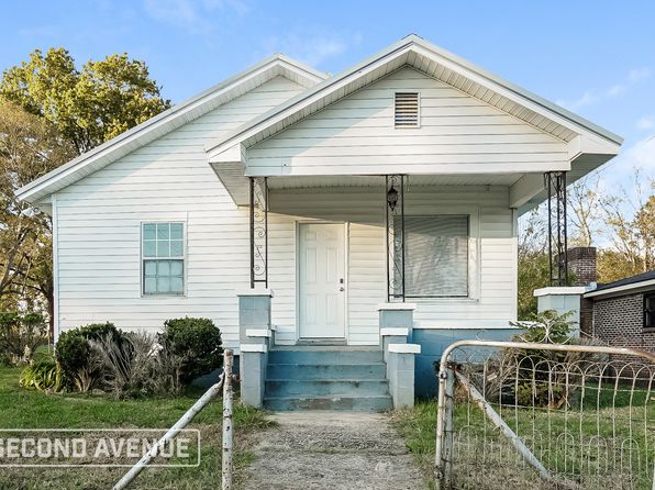 5924 Woodward Ave