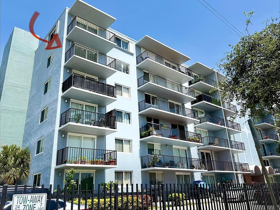 1st image of 12500 NE 15th Avenue #516