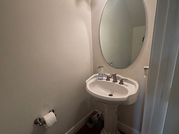 3rd image of 5444 Jubilee Way #216